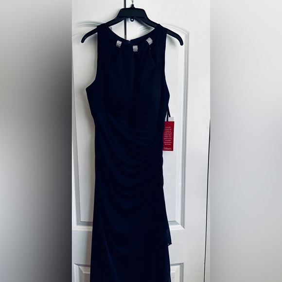 Brand new!  Betsy & Adam navy ruched embellished gown size 12 - Picture 4 of 8